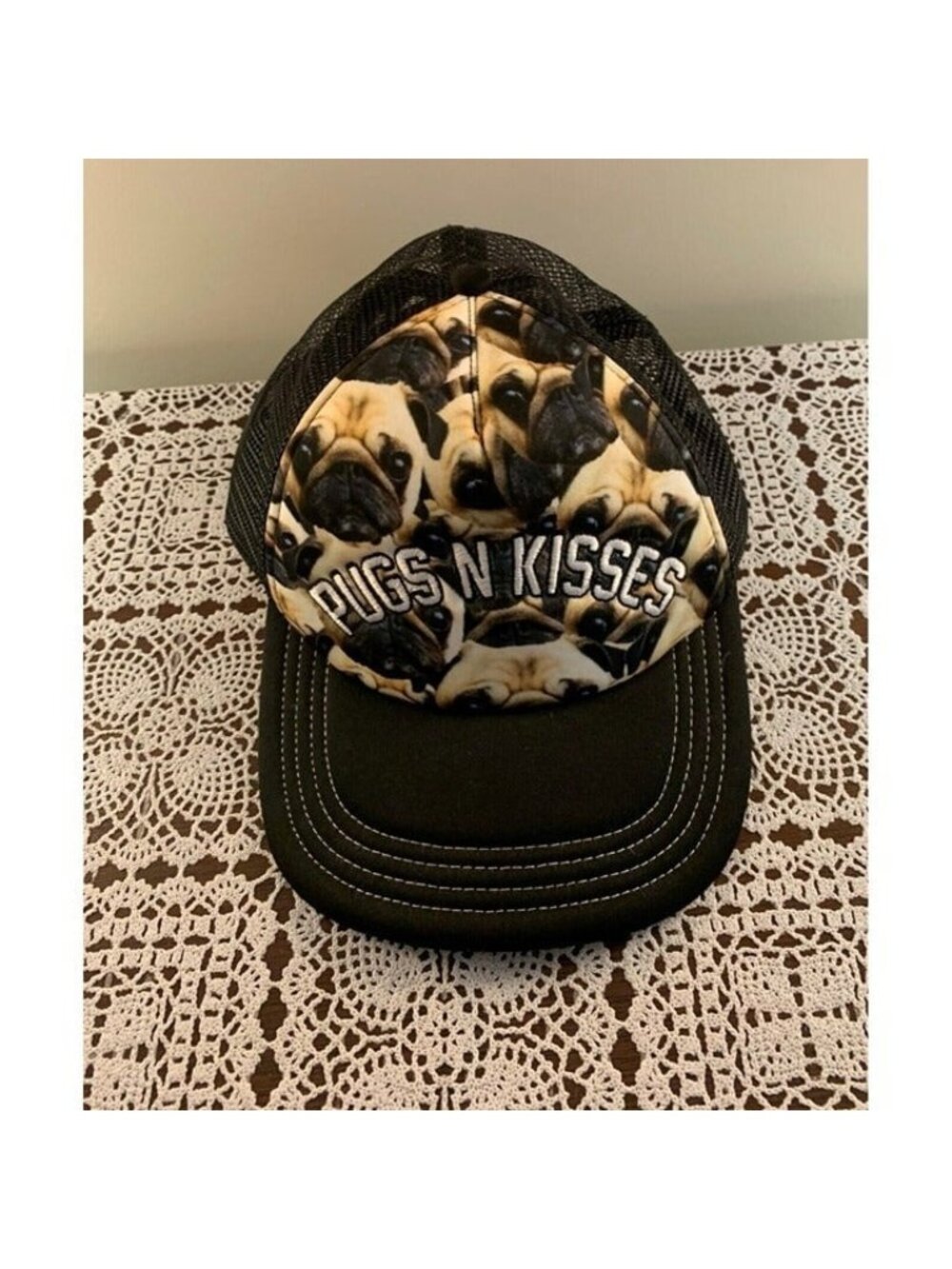 Pugs Kisses Black Adjustable Baseball Hat Cap UNISEX  Fawn Pug Dog Lover